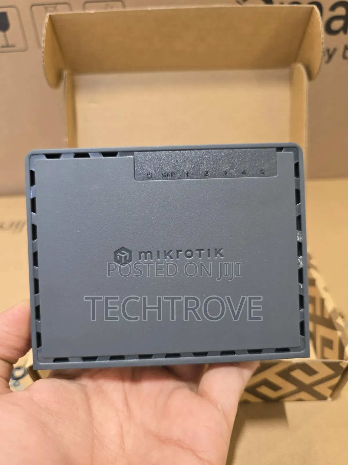 MikroTik E60iUgs Hex S