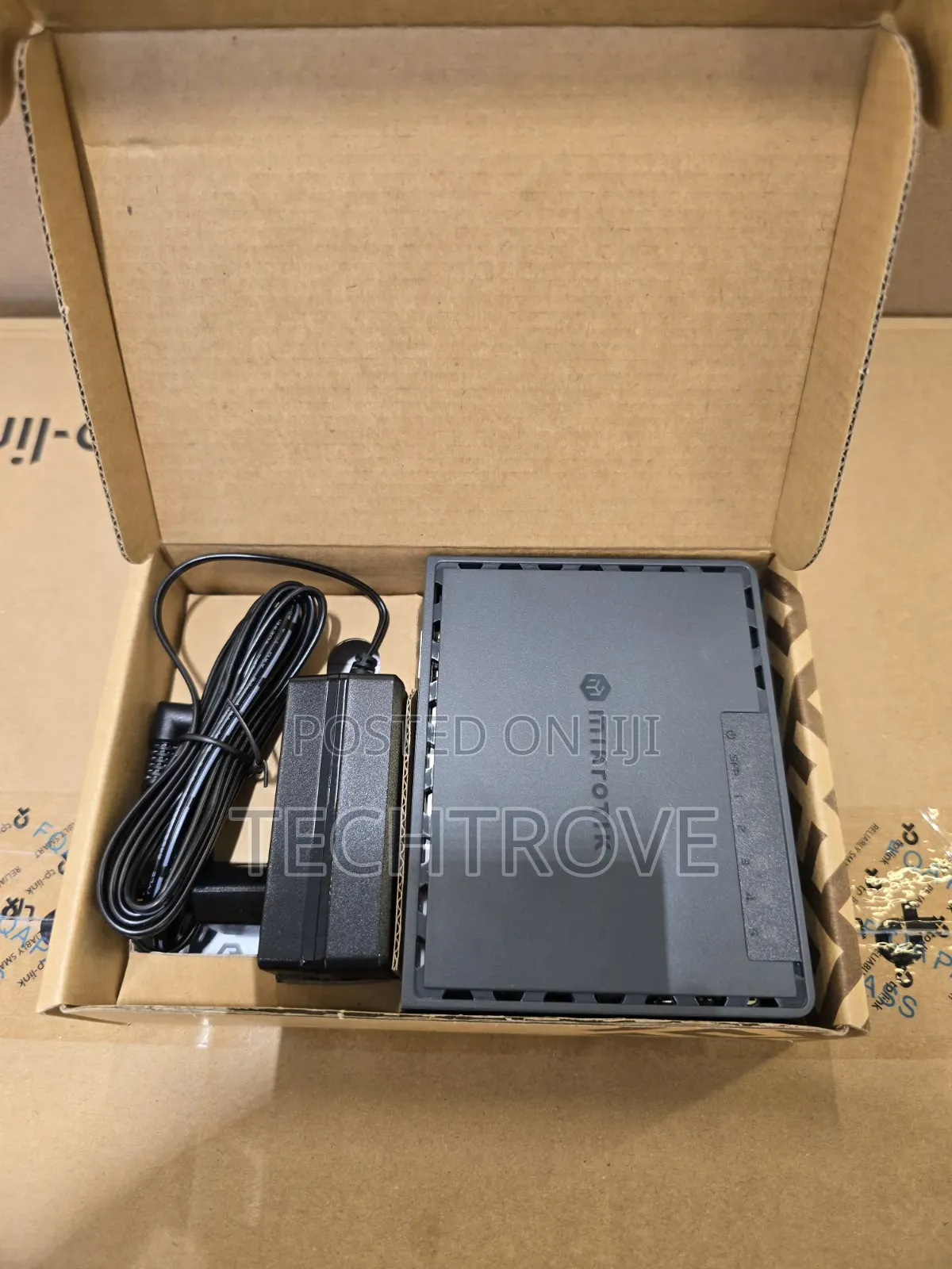 MikroTik E60iUgs Hex S