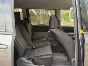 Toyota Noah 2008 Gray