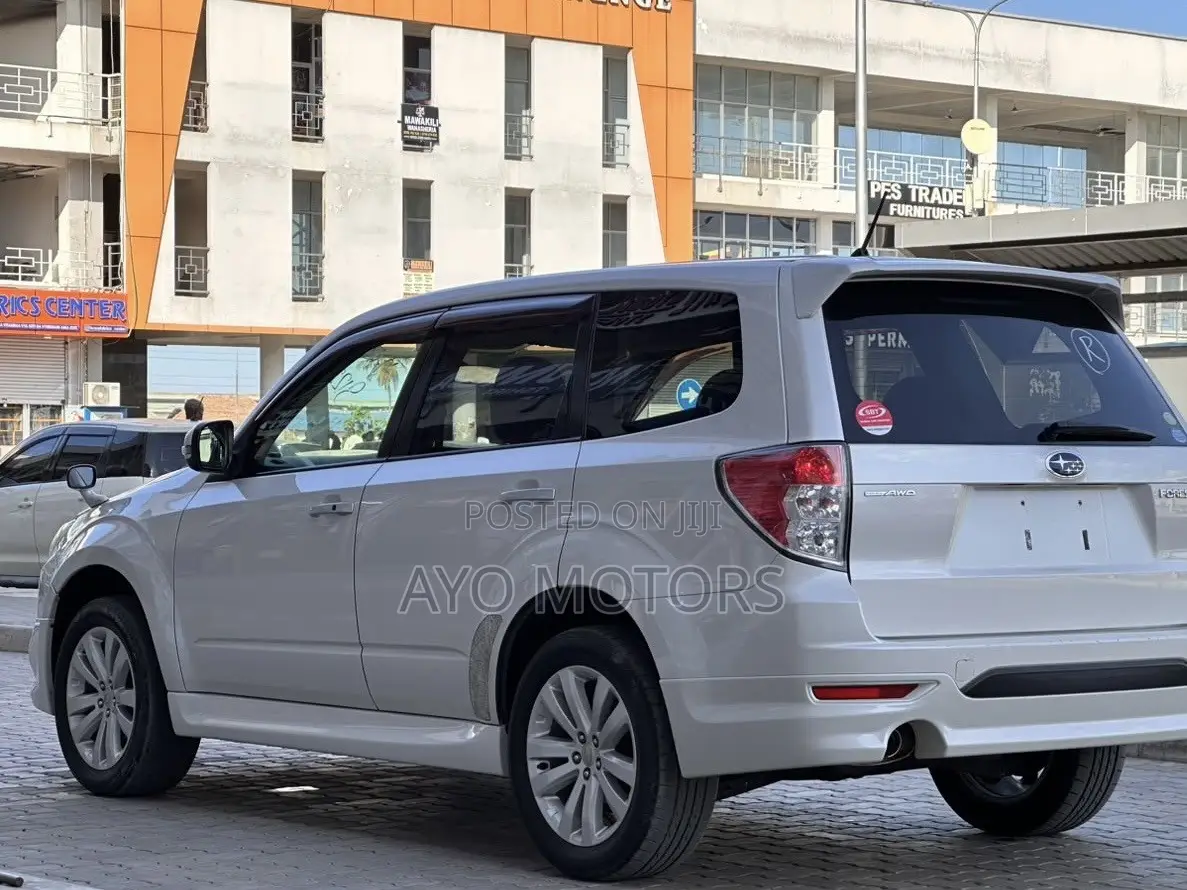 Subaru Forester 2011 White