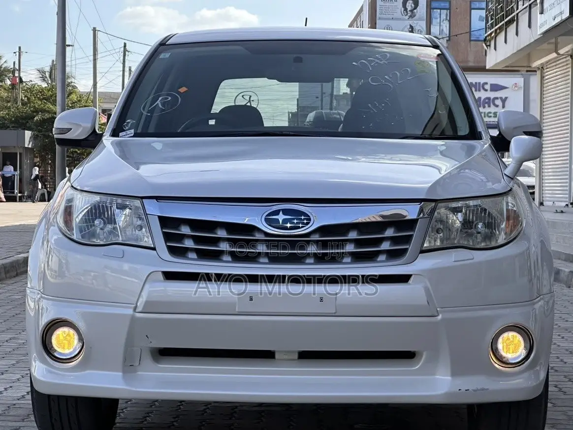 Subaru Forester 2011 White
