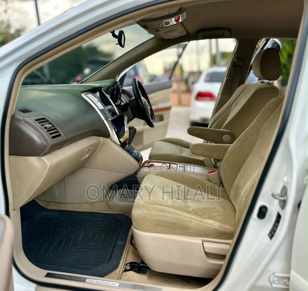Toyota Harrier 2005 White