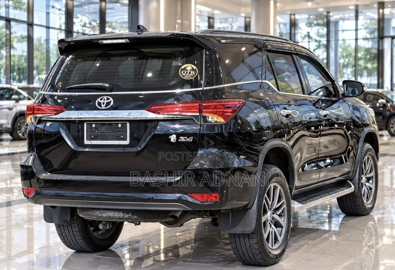 Toyota Fortuner 3.0 D AWD 2019 Black