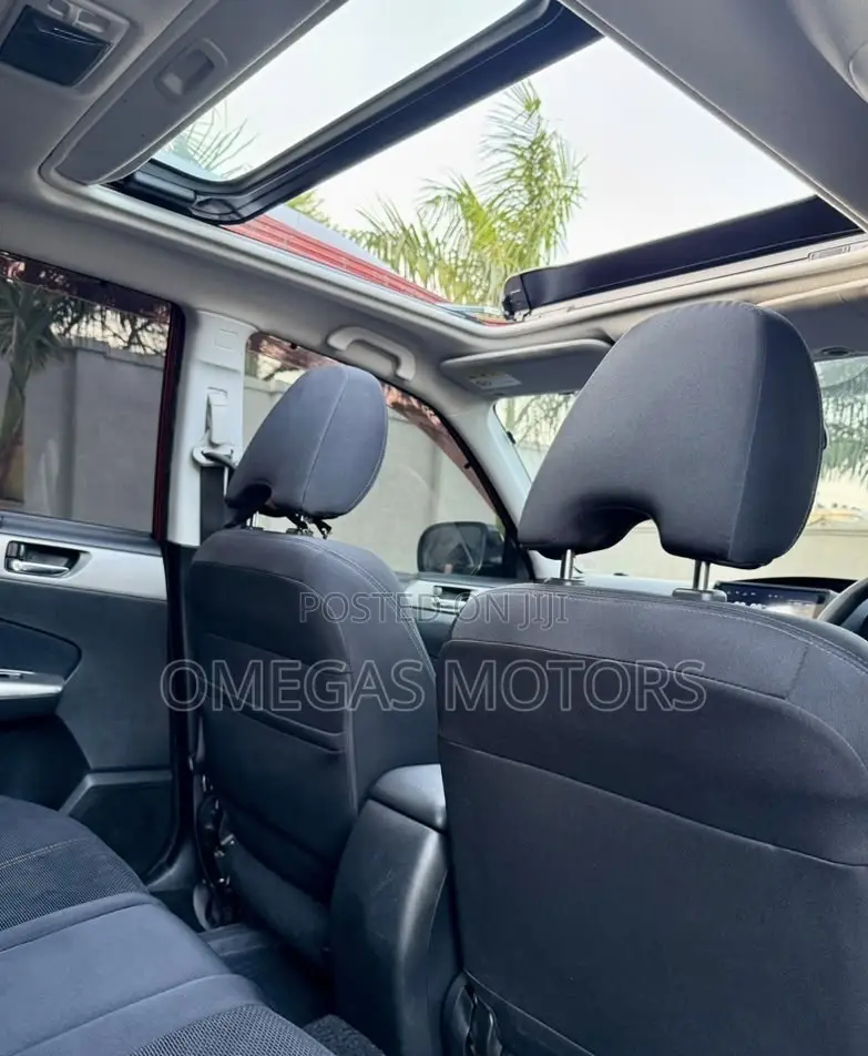 Subaru Forester 2.0D X 2010 Red