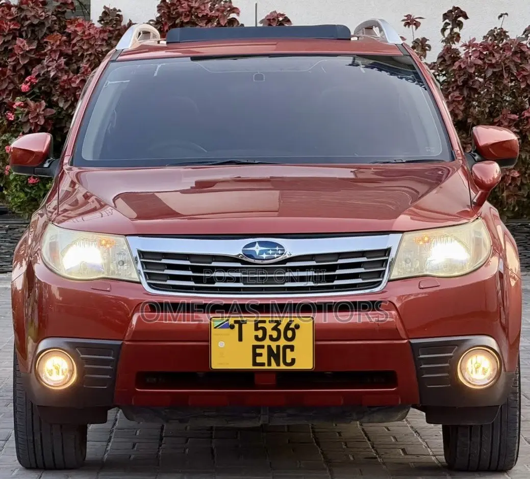 Subaru Forester 2.0D X 2010 Red