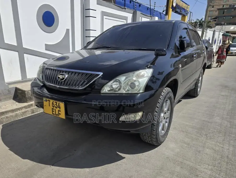 Toyota Harrier 2005 Black