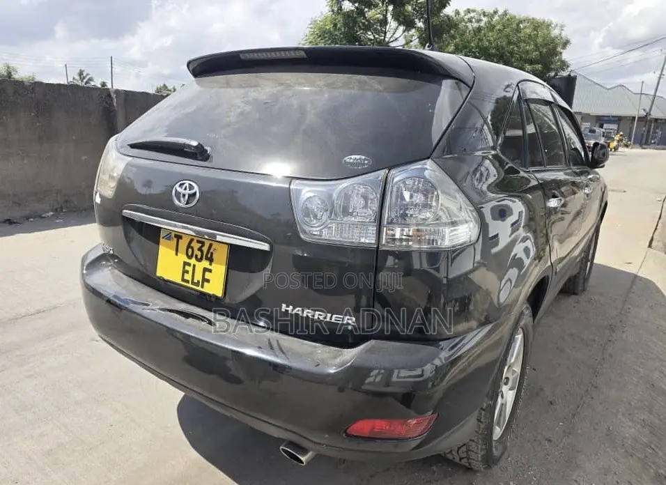 Toyota Harrier 2005 Black