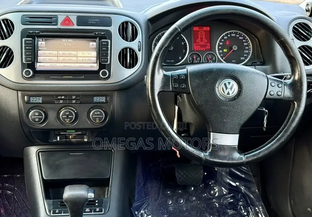 Volkswagen Tiguan 1.4 TSI 2008 Black