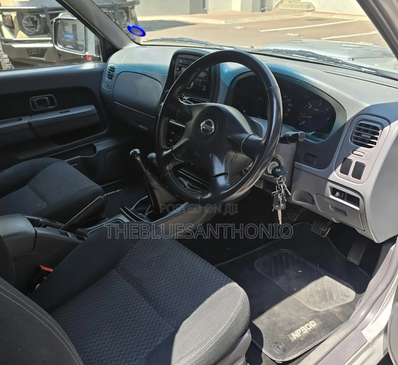 Nissan Hardbody 2019 Silver