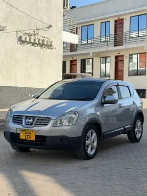 Nissan Dualis 1990 Silver