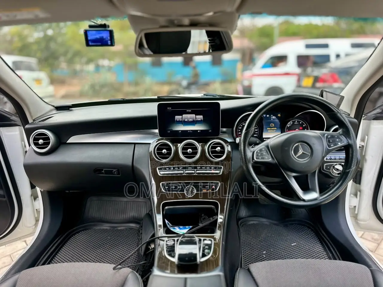 Mercedes-Benz C200 2014 White