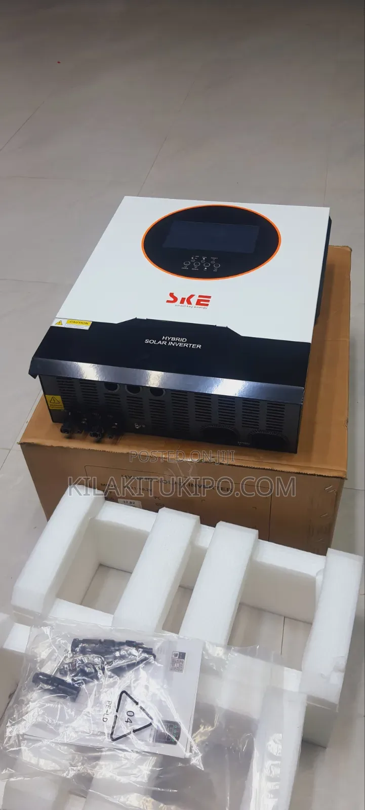 Ske 10.2k Kva/10.2kw Hybrid Inverter