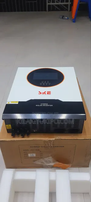 Ske 10.2k Kva/10.2kw Hybrid Inverter