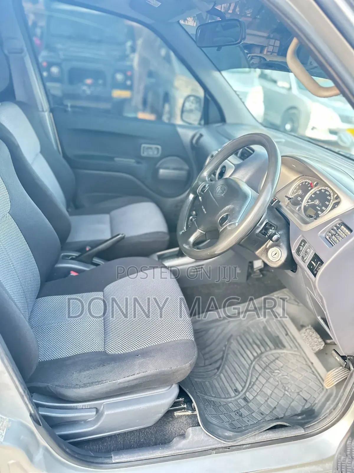 Toyota Cami 2005 Silver