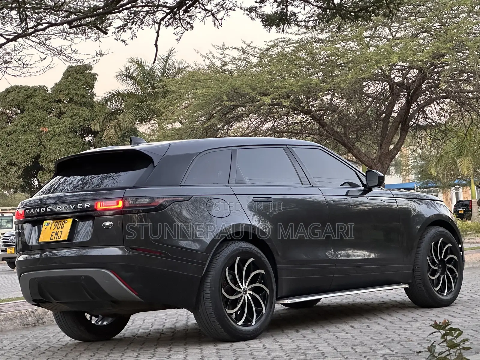 Land Rover Range Rover Velar 2019 Gray