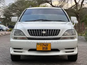 Toyota Harrier 2002 White