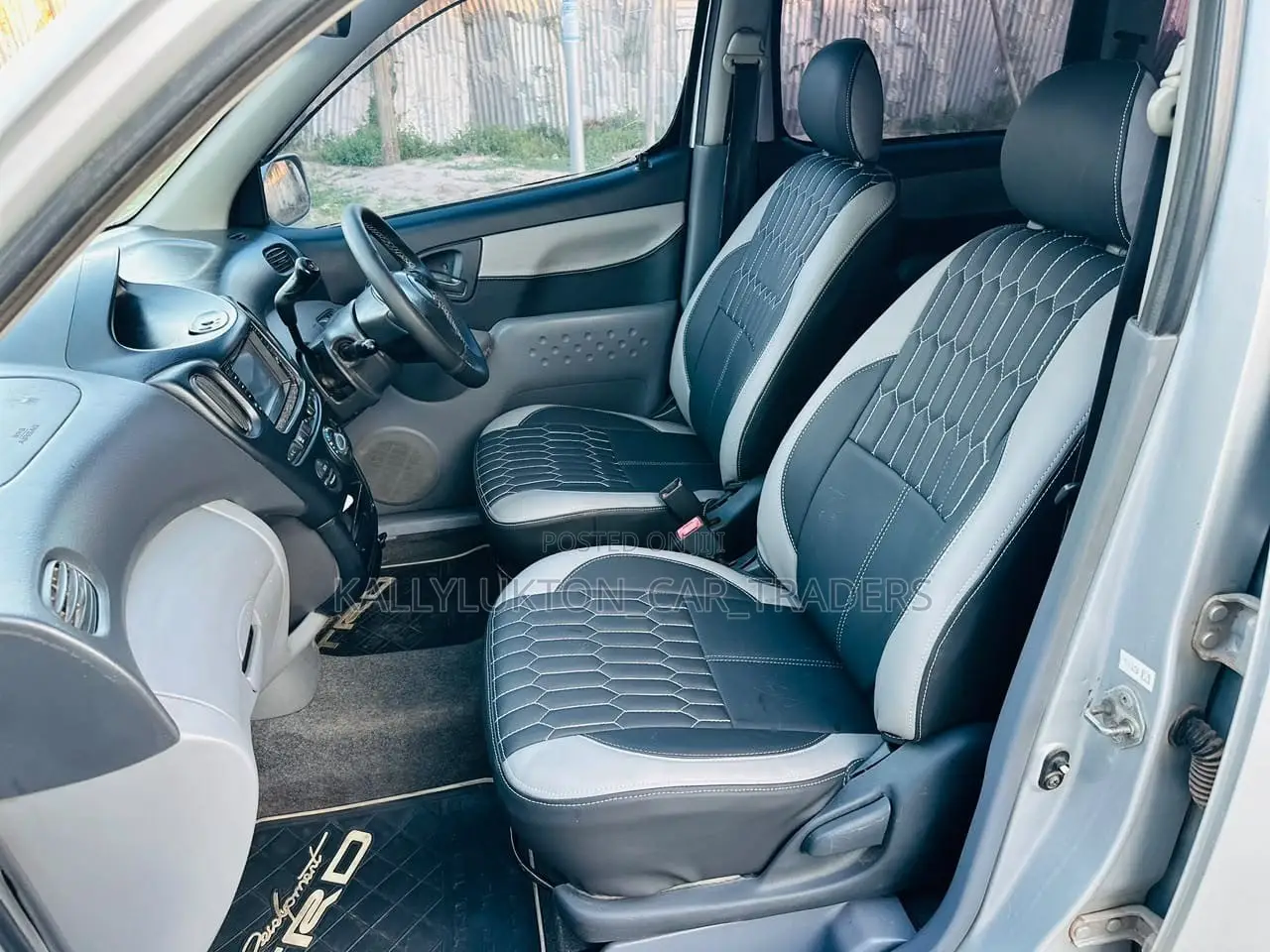 Toyota Fun Cargo 2004 Silver