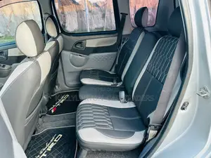 Toyota Fun Cargo 2004 Silver
