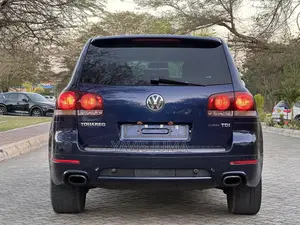 Volkswagen Touareg 2008 Blue