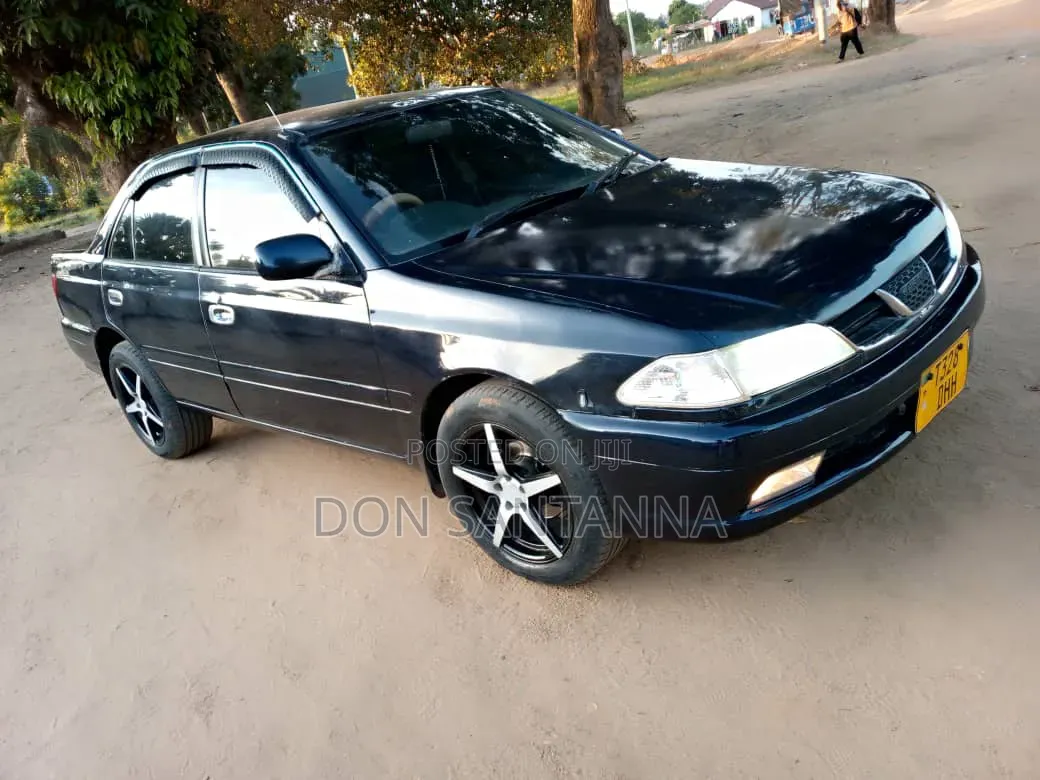 Toyota Carina 1999 Black