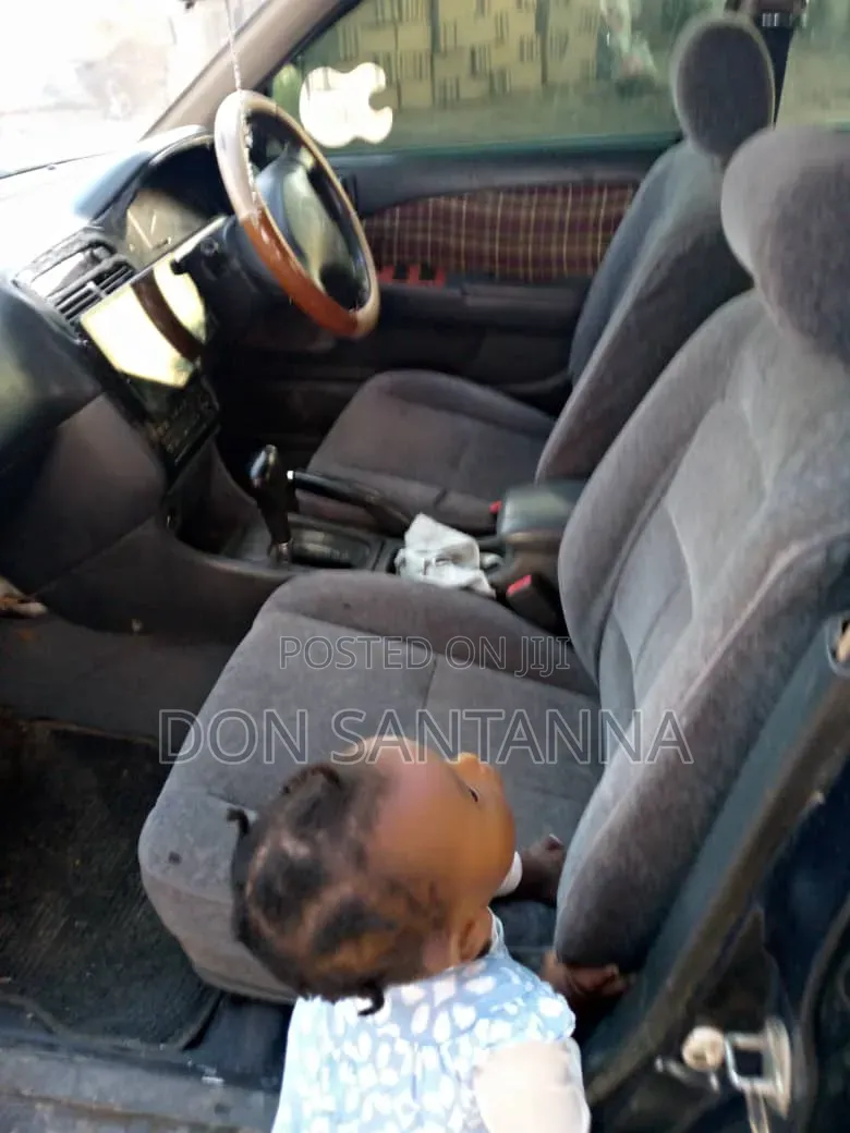 Toyota Carina 1999 Black