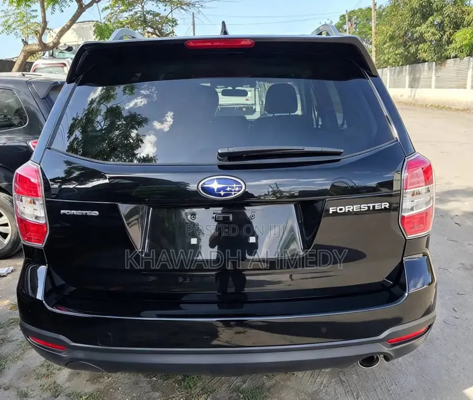 Subaru Forester 2015 Black