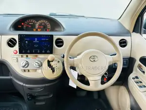 Toyota Sienta 2005 Blue