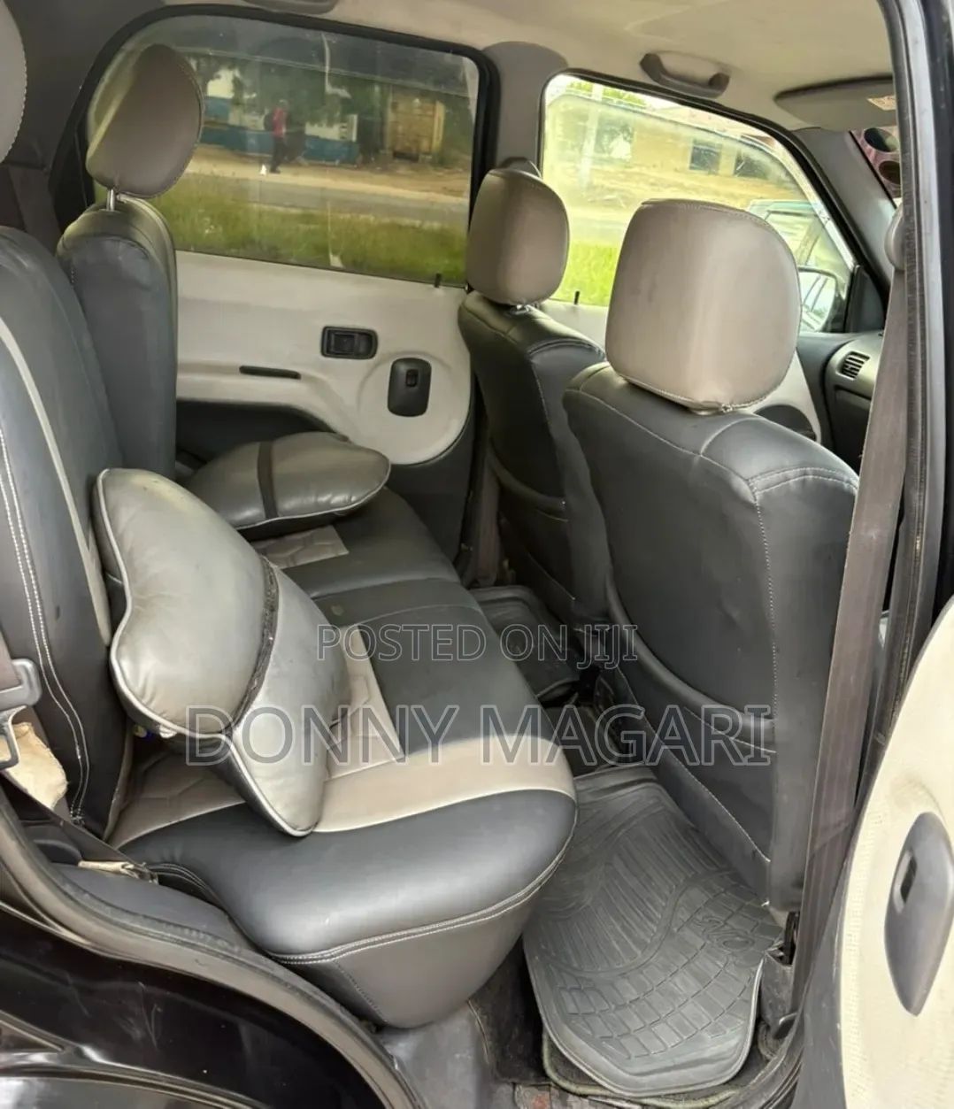 Toyota Cami 2012 Black