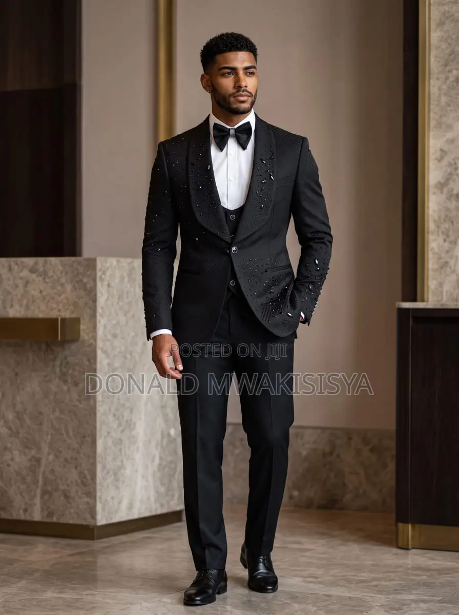 *Luxury Black Diamond Tuxedo - 3 Piece