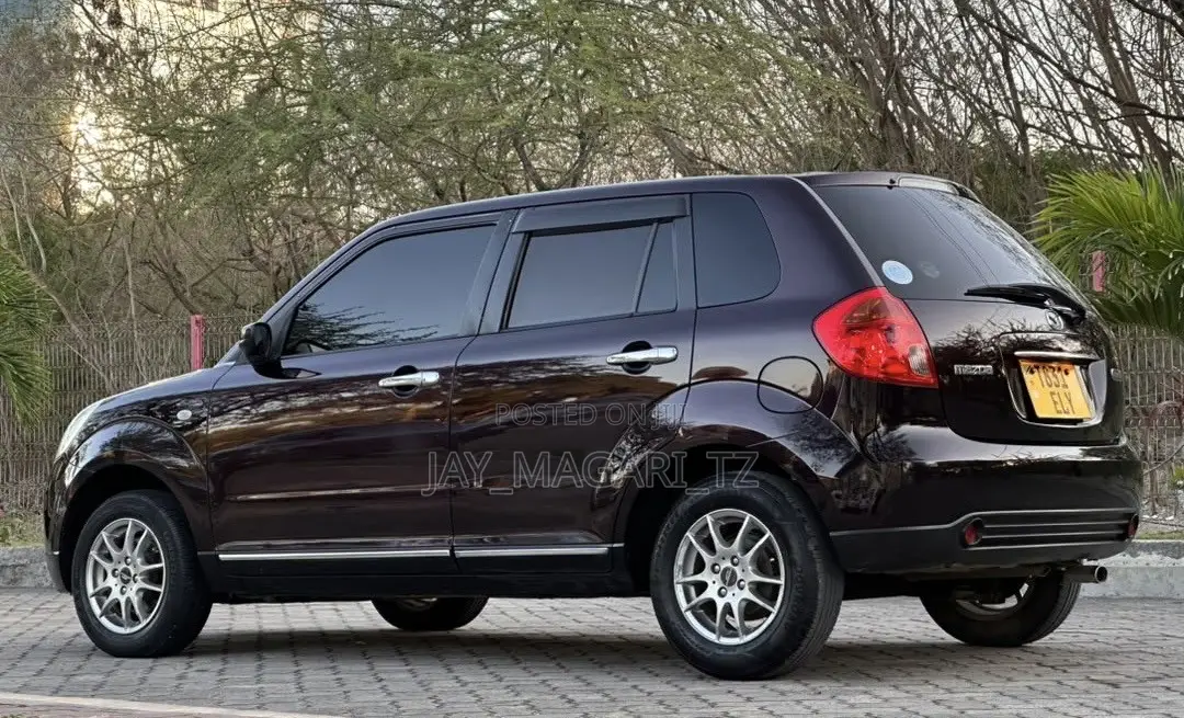 Mazda Verisa 2006 Black