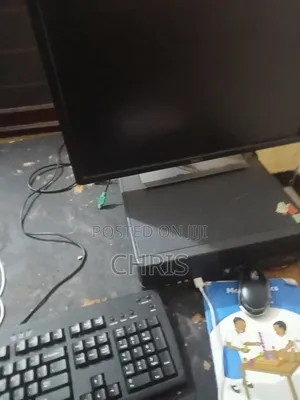 Desktop Computer Fujitsu 4GB Intel Core M2 HDD 256GB