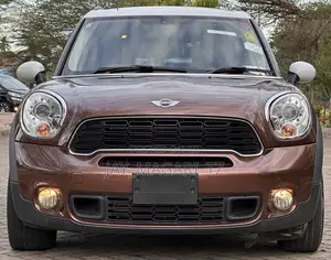 Mini Cooper 2013 Brown