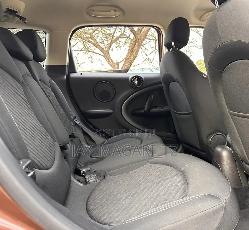 Mini Cooper 2013 Brown