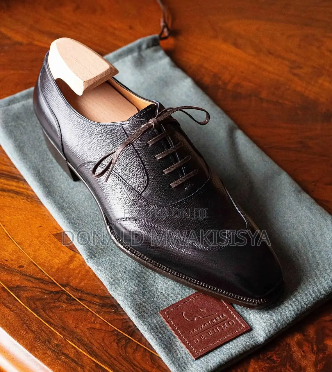 Black Wingtip Oxford - Calzoleria De Fumo