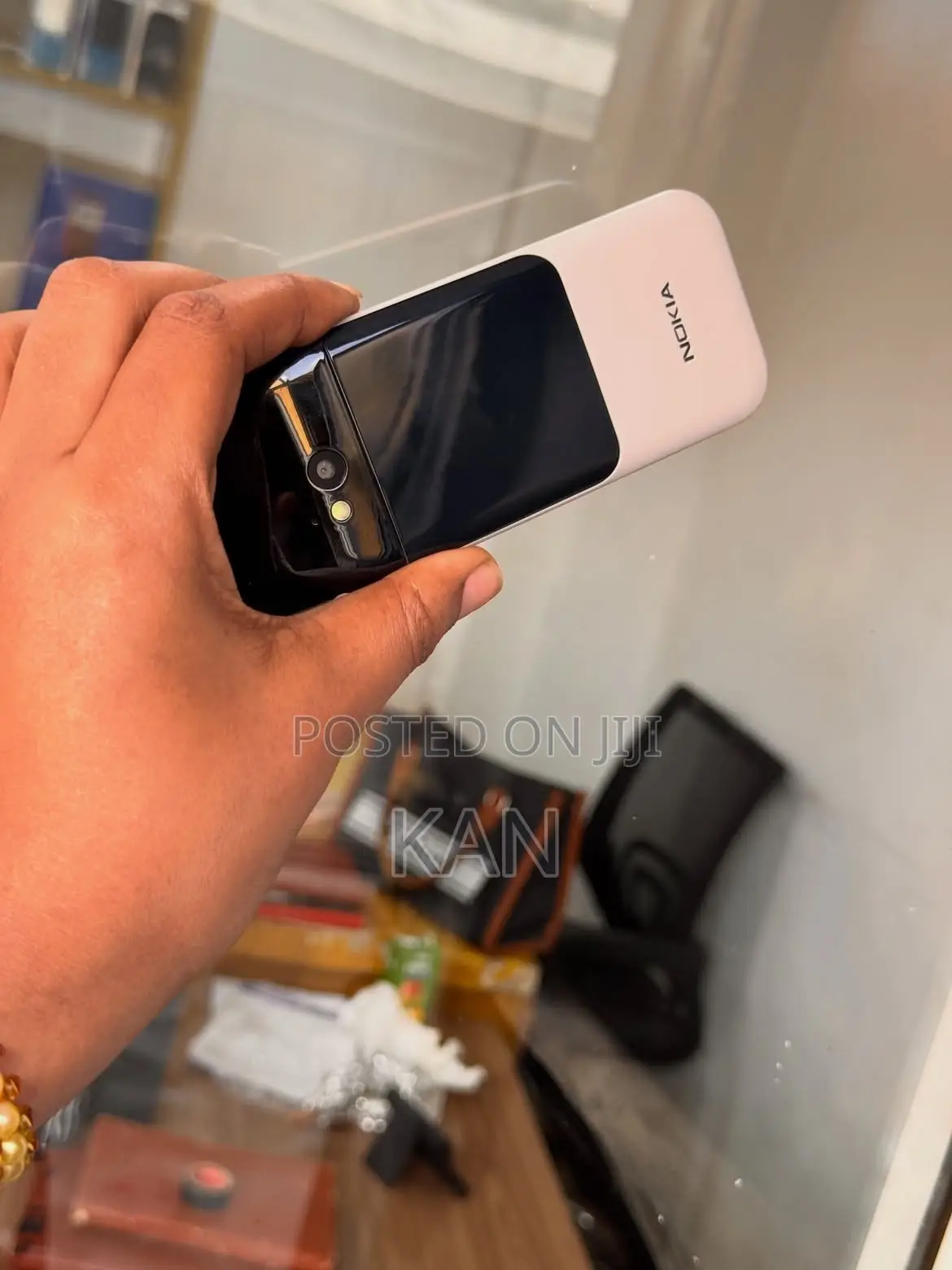 New Nokia 2720 Flip 512 GB