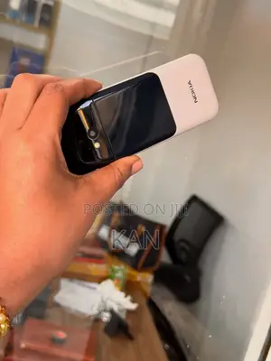 New Nokia 2720 Flip 512 GB