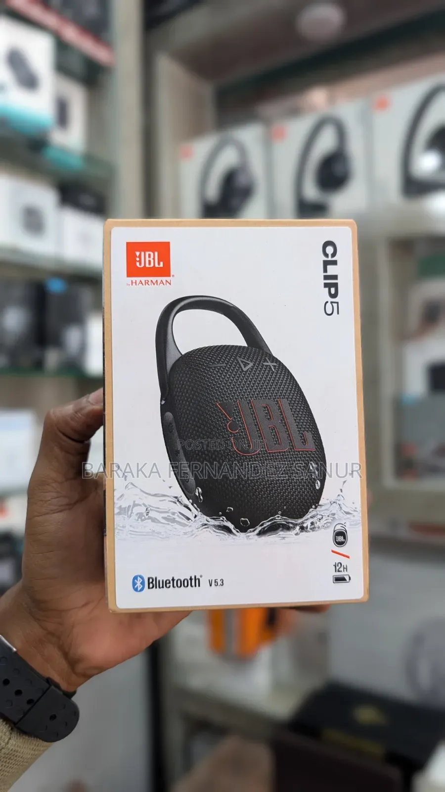 JBL Clip 5 | Ultra-Portable Waterproof Speaker