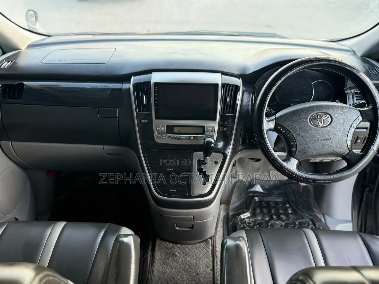 Toyota Alphard 2006 Black