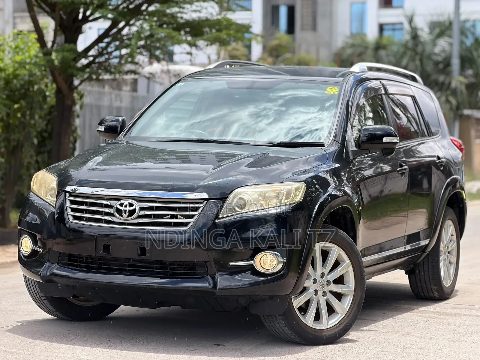 Toyota Vanguard 2012 Black