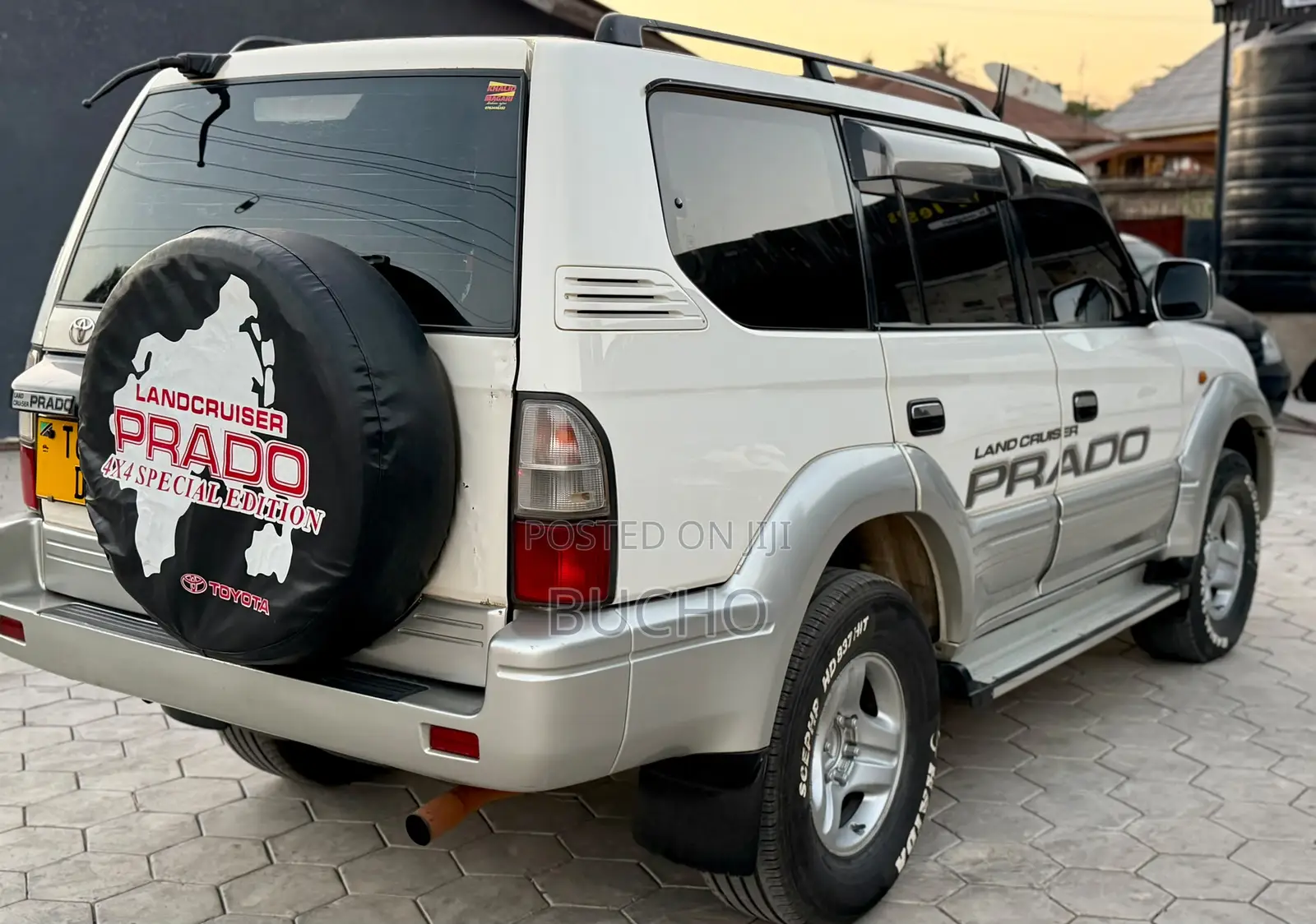 Toyota Land Cruiser Prado 2001 White
