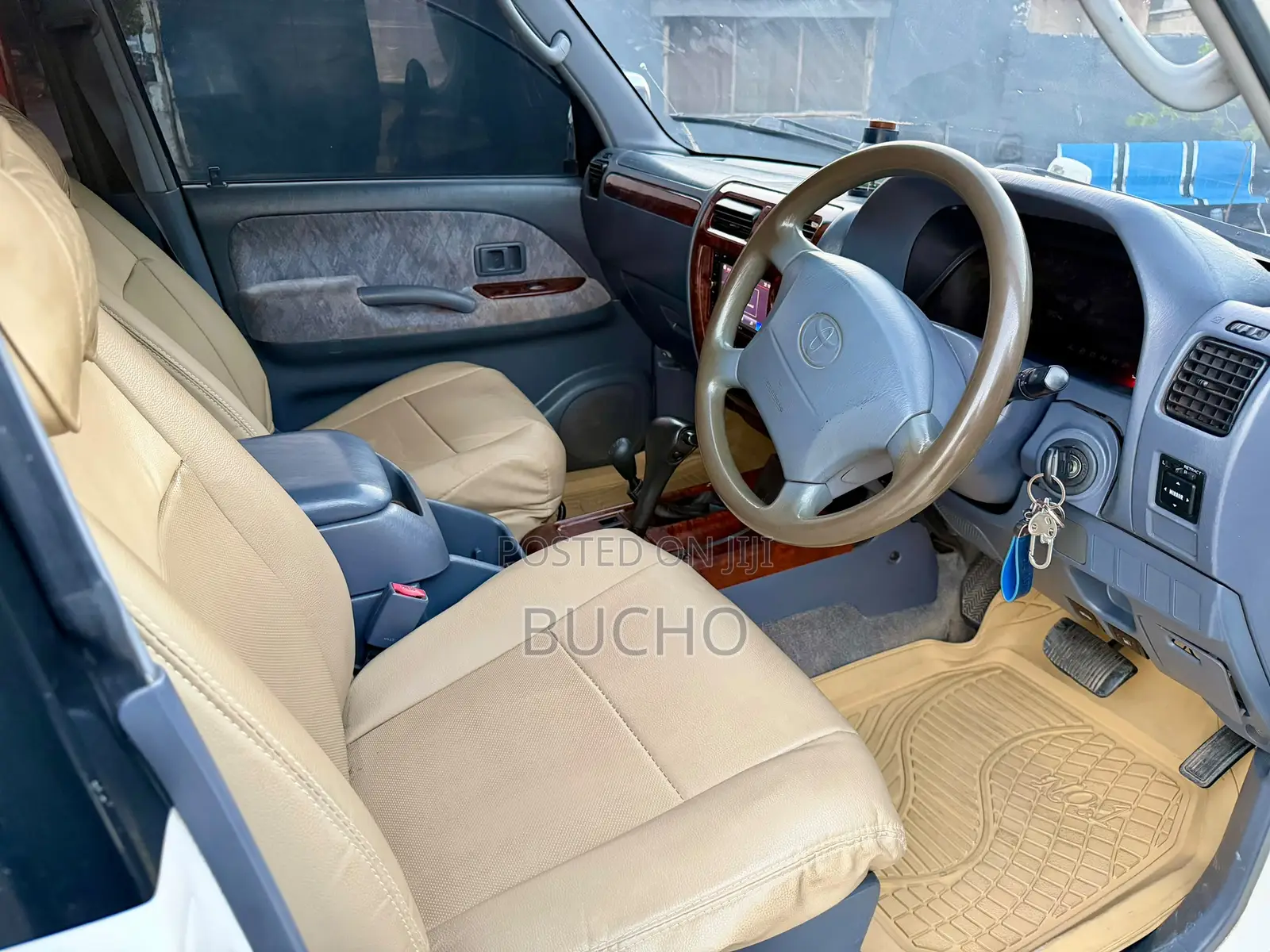 Toyota Land Cruiser Prado 2001 White