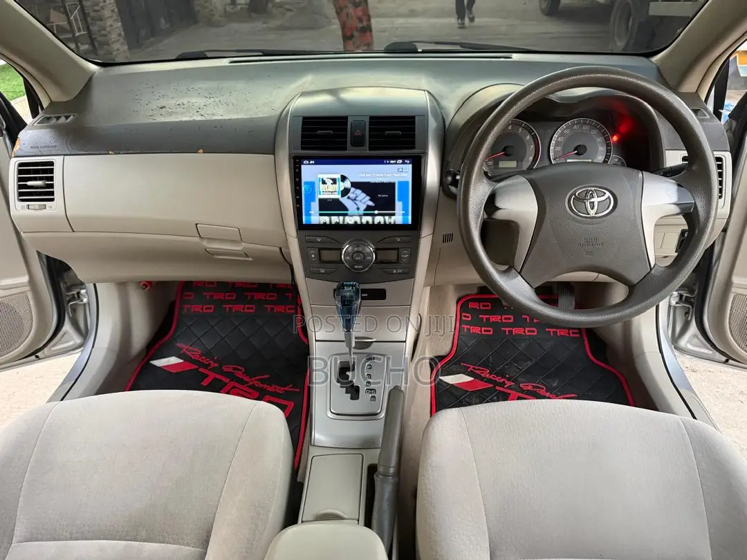 Toyota Axio 2009 Silver