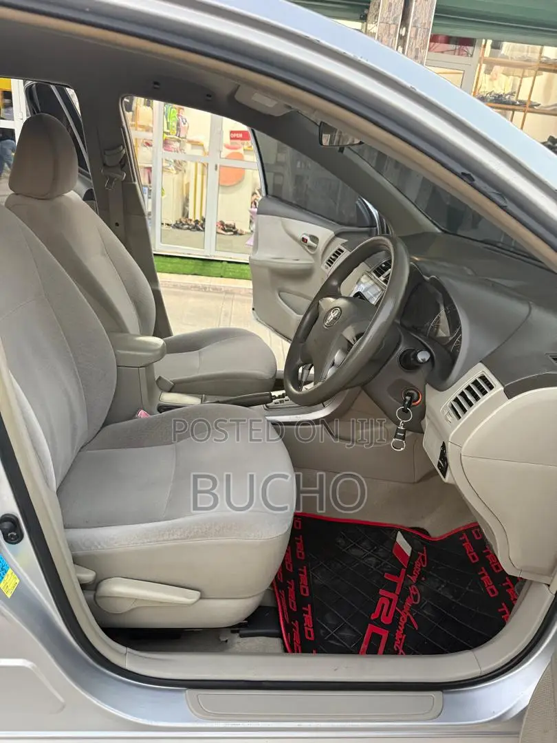 Toyota Axio 2009 Silver