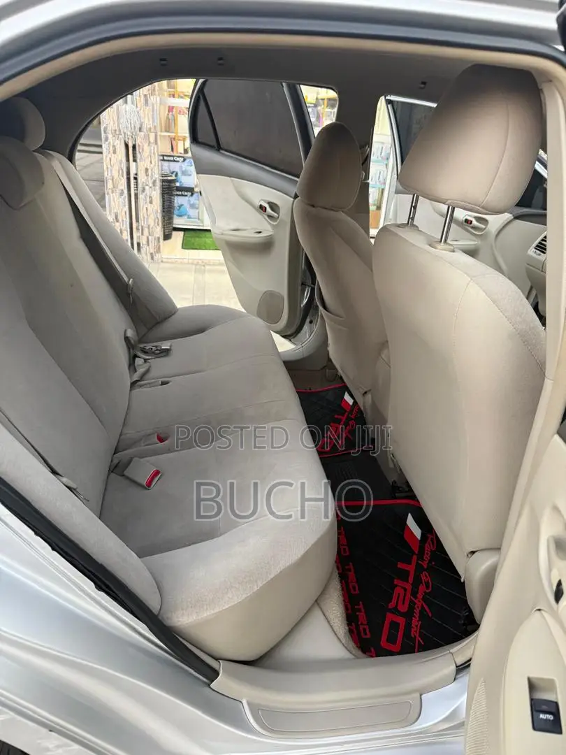 Toyota Axio 2009 Silver