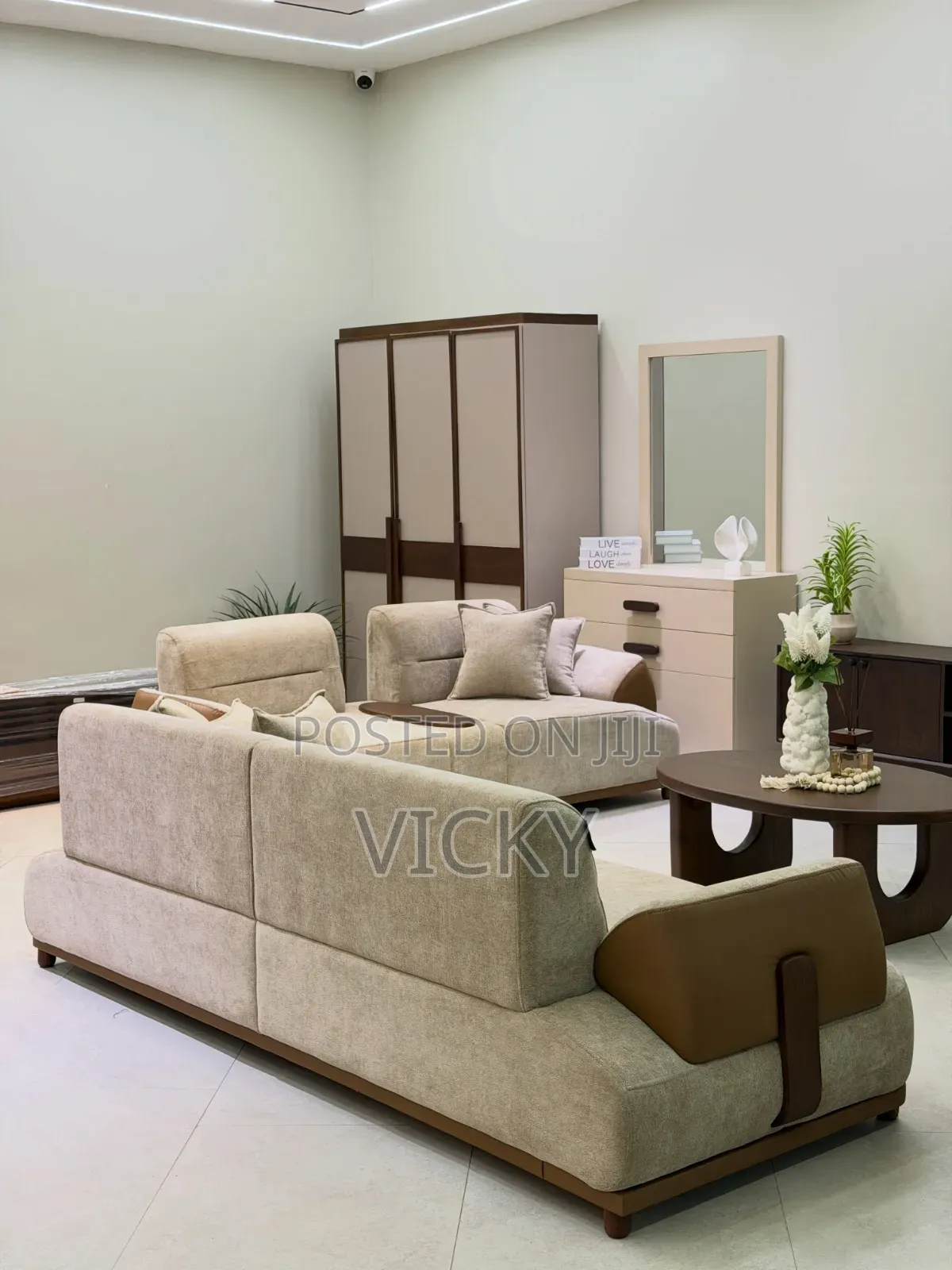 Sofa Kali Kwa 2.2m Ipo Tayar Sofa Very Classic