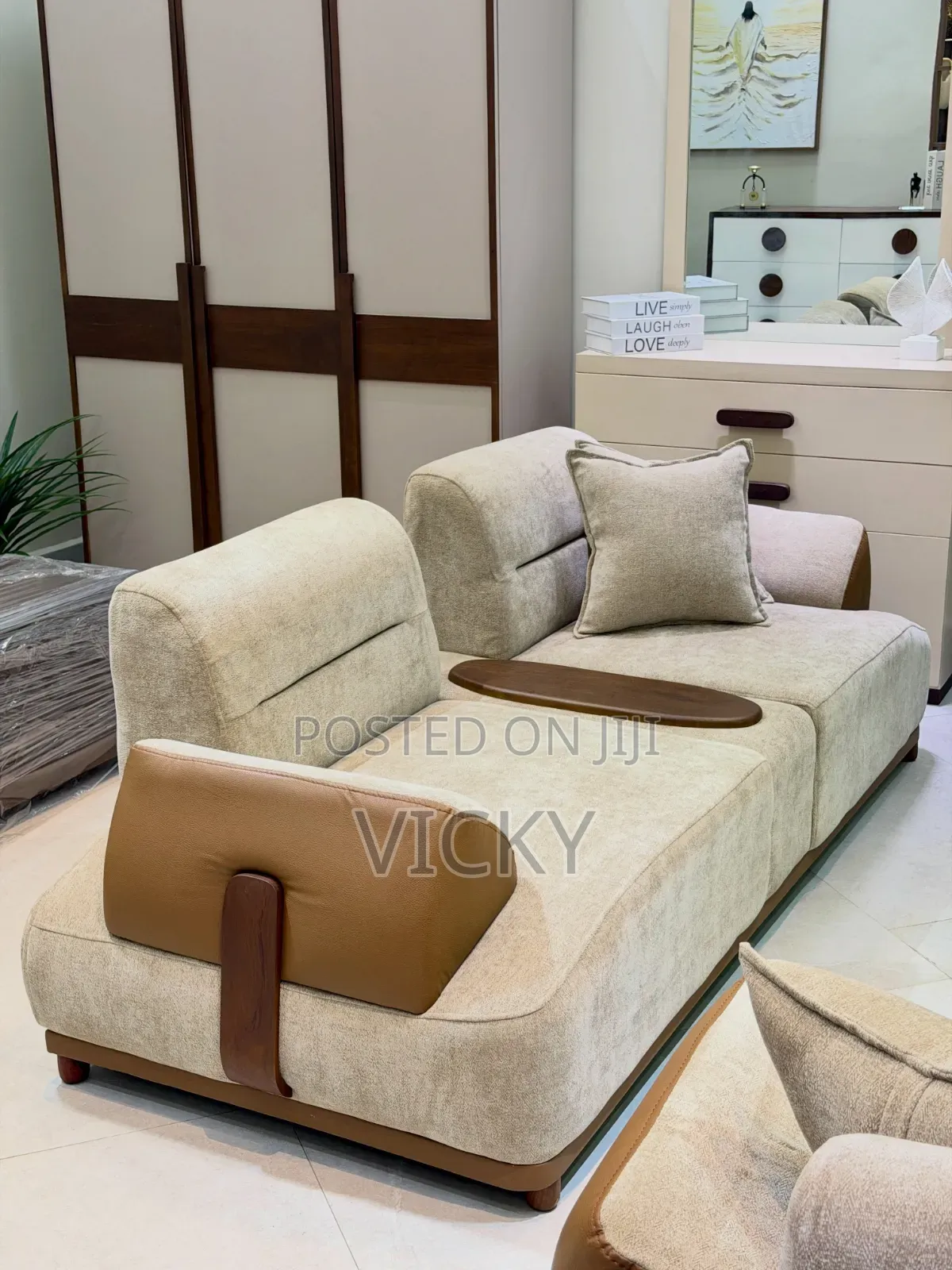 Sofa Kali Kwa 2.2m Ipo Tayar Sofa Very Classic