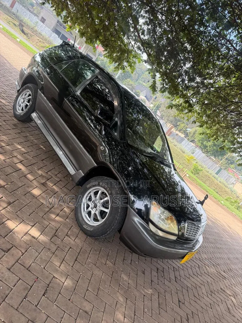 Toyota Harrier 2002 Black