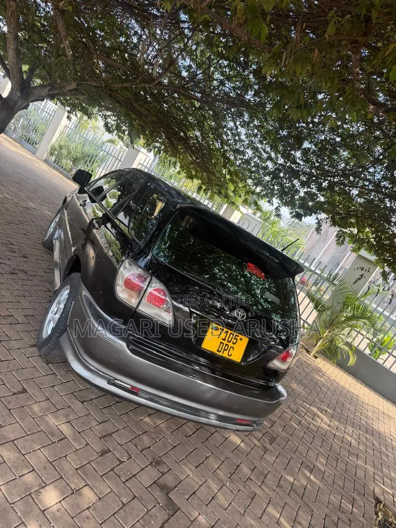 Toyota Harrier 2002 Black