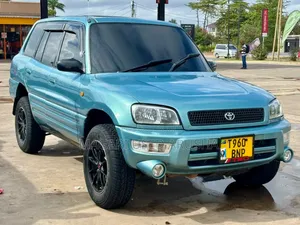 Toyota RAV4 1999 Blue