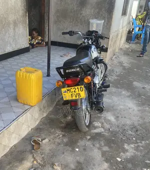 Bajaj Boxer 125 2026